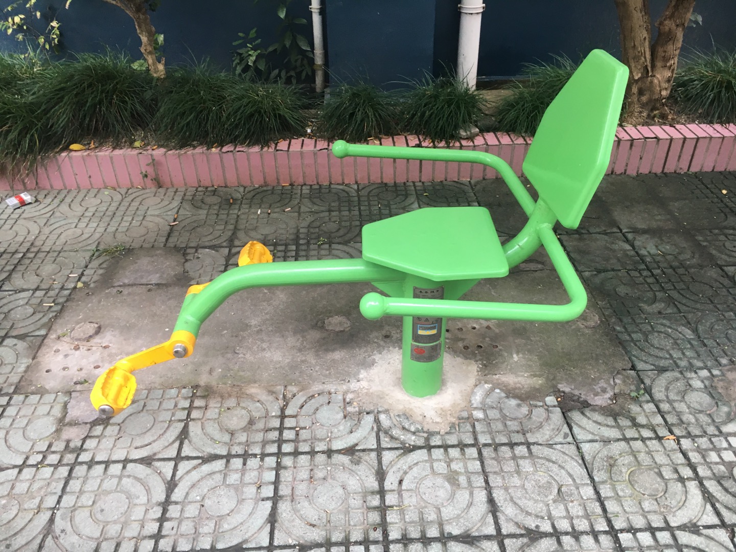 斜躺健身车