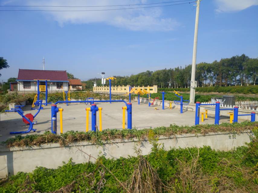 华渔村健身点