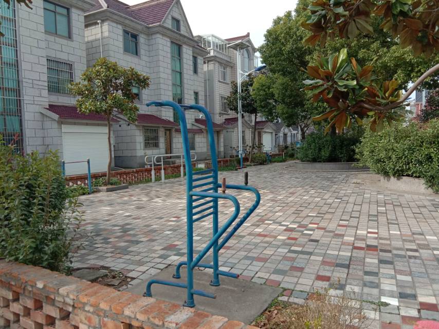 汇南村2组健身点