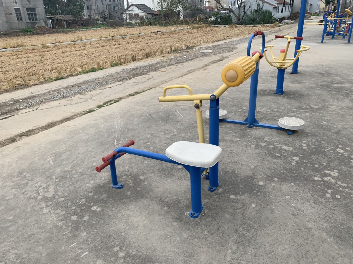 腹背锻炼器