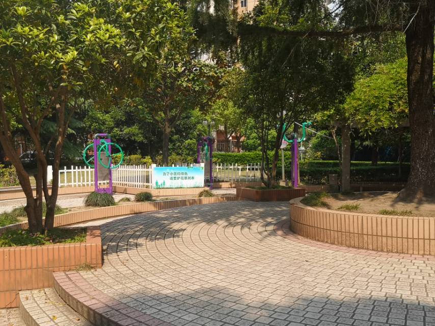 锦杨苑健身点