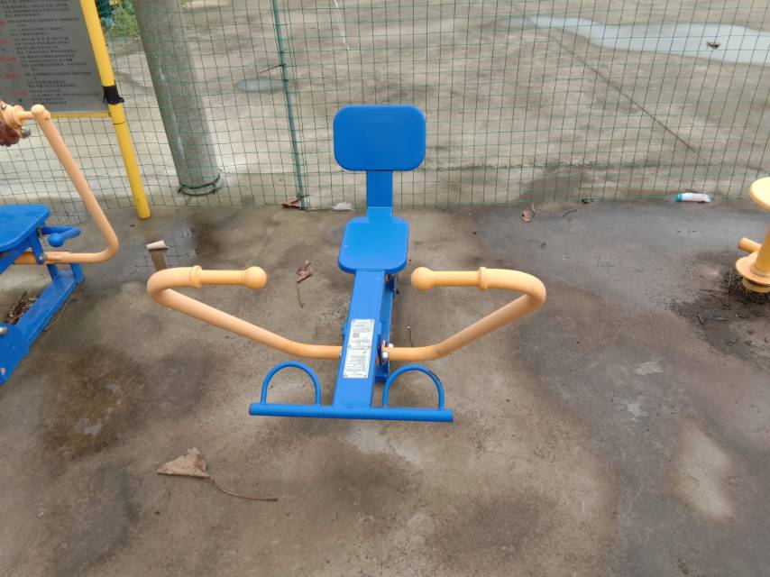 划船器