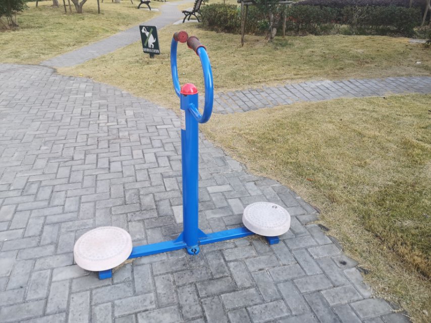扭腰器