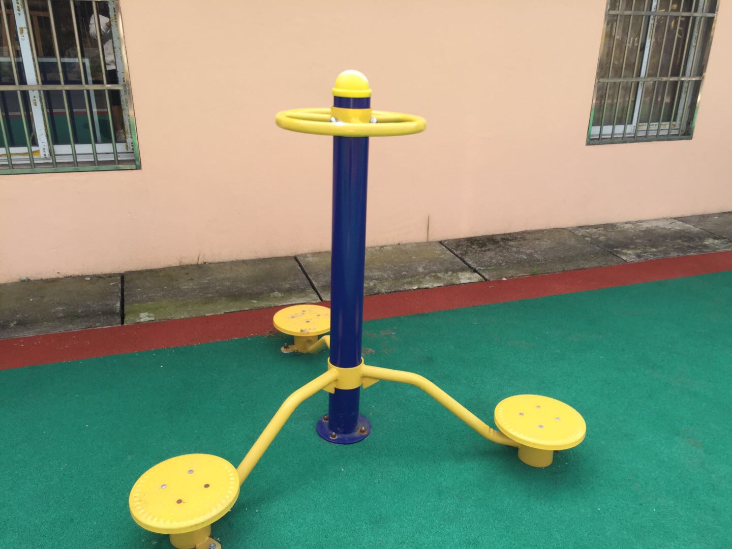 扭腰器