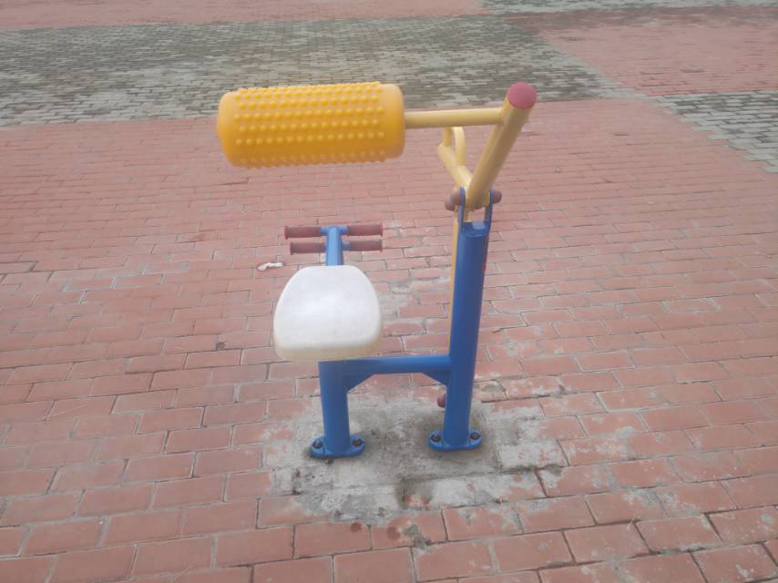 腹背锻炼器