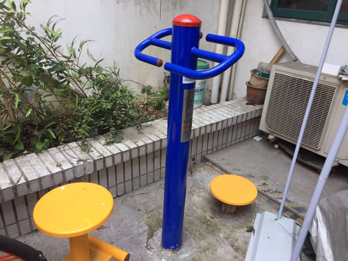 双位扭腰器