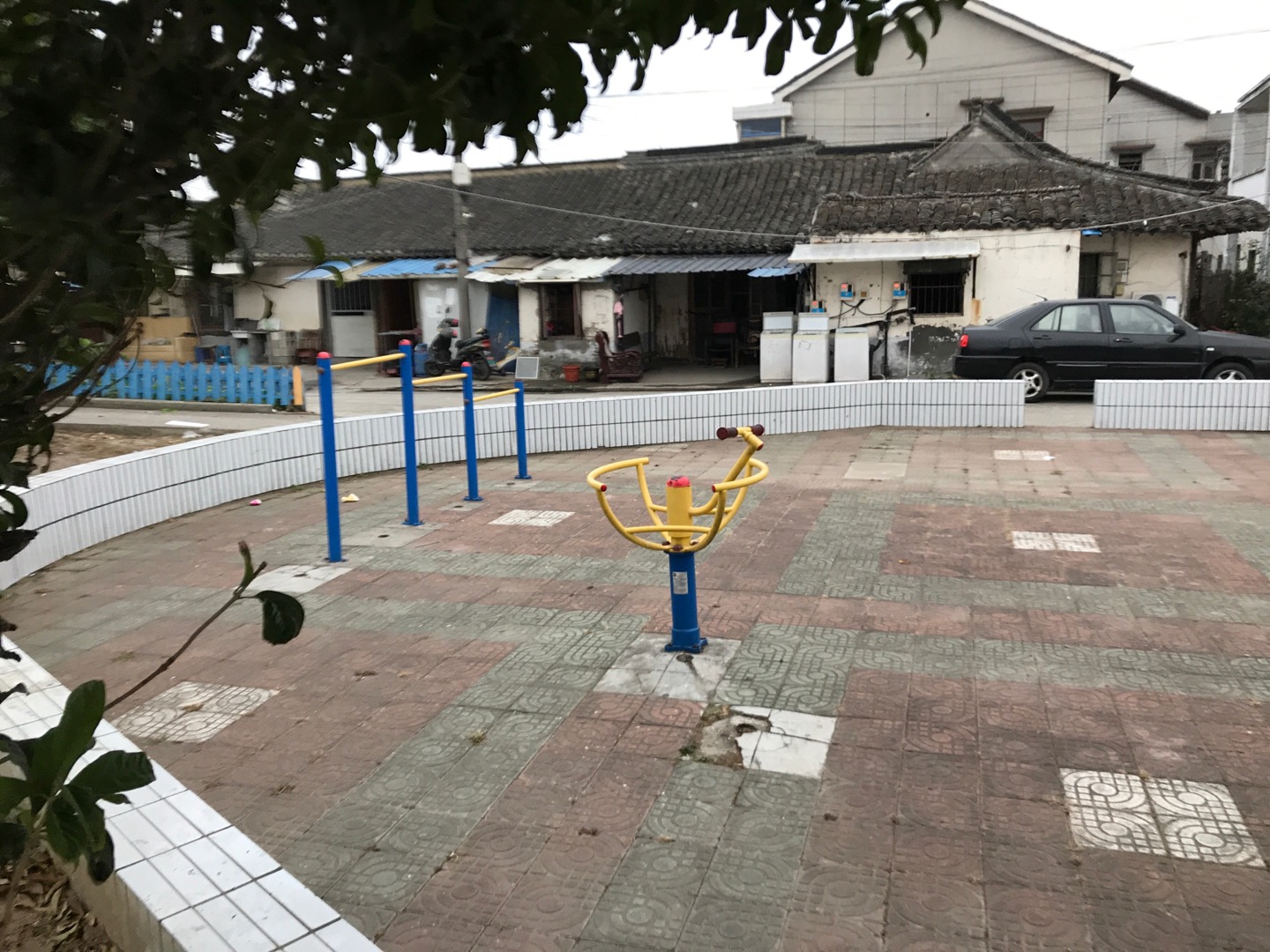 星火村三队健身点