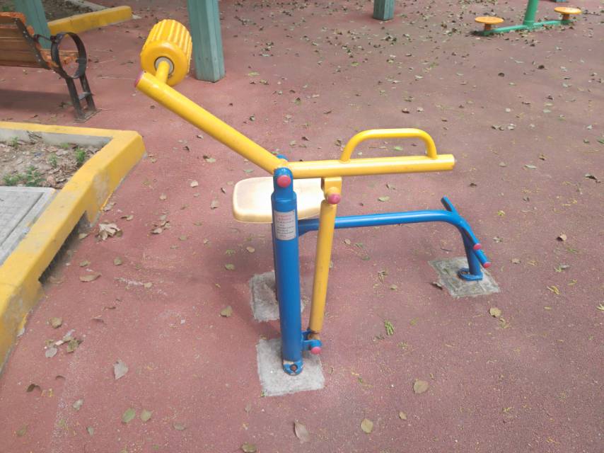 腹背锻炼器