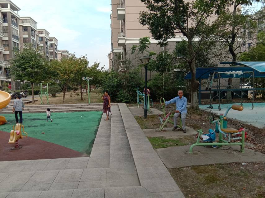 佘山家园（5）健身点