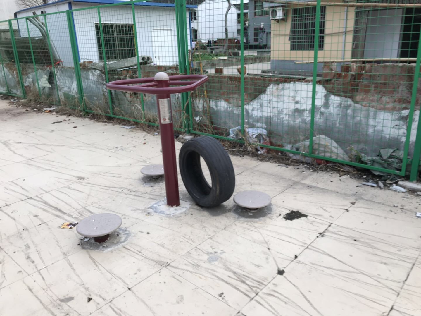 扭腰器