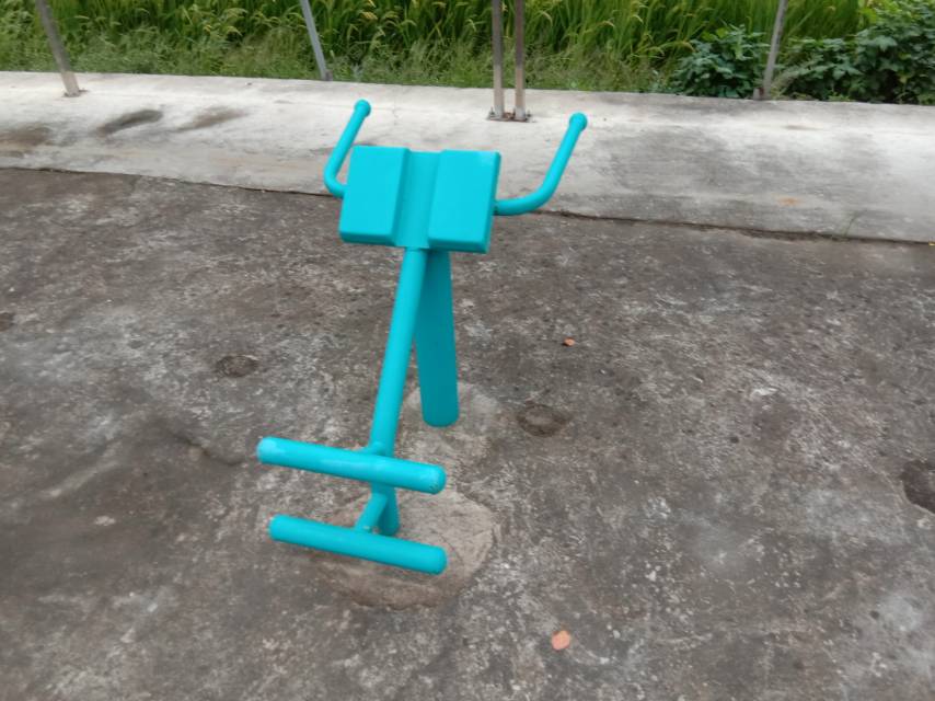 背肌训练器