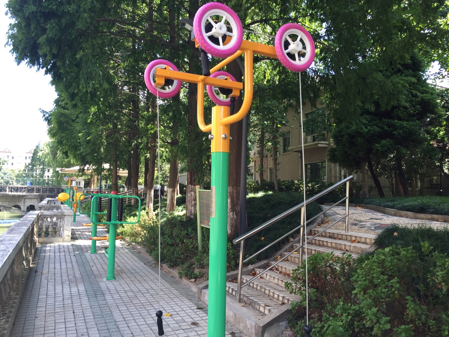 上肢牵引器