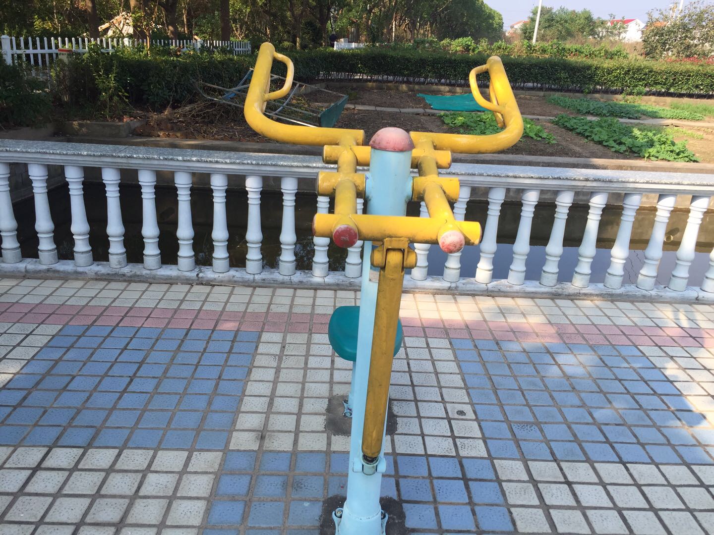 上肢锻炼器