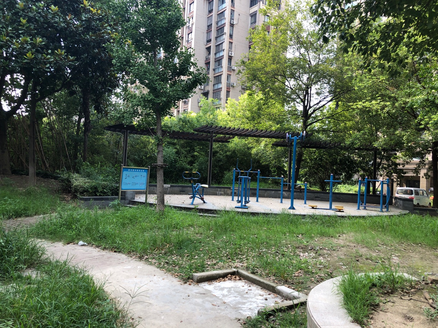 绿一社区健身苑点