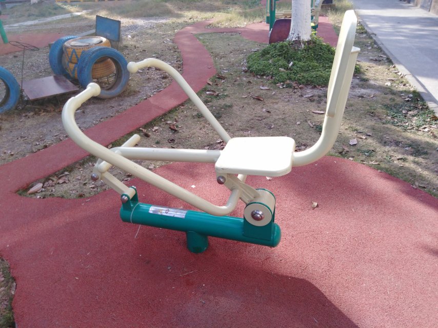 划船器