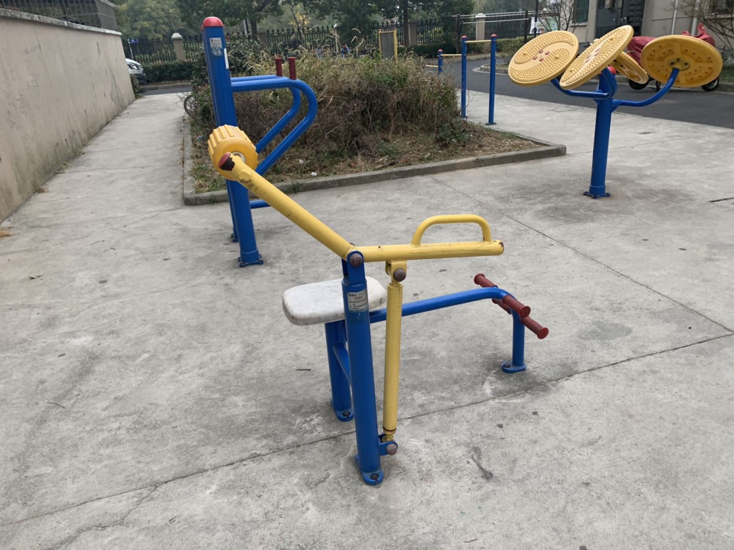 腹背锻炼器