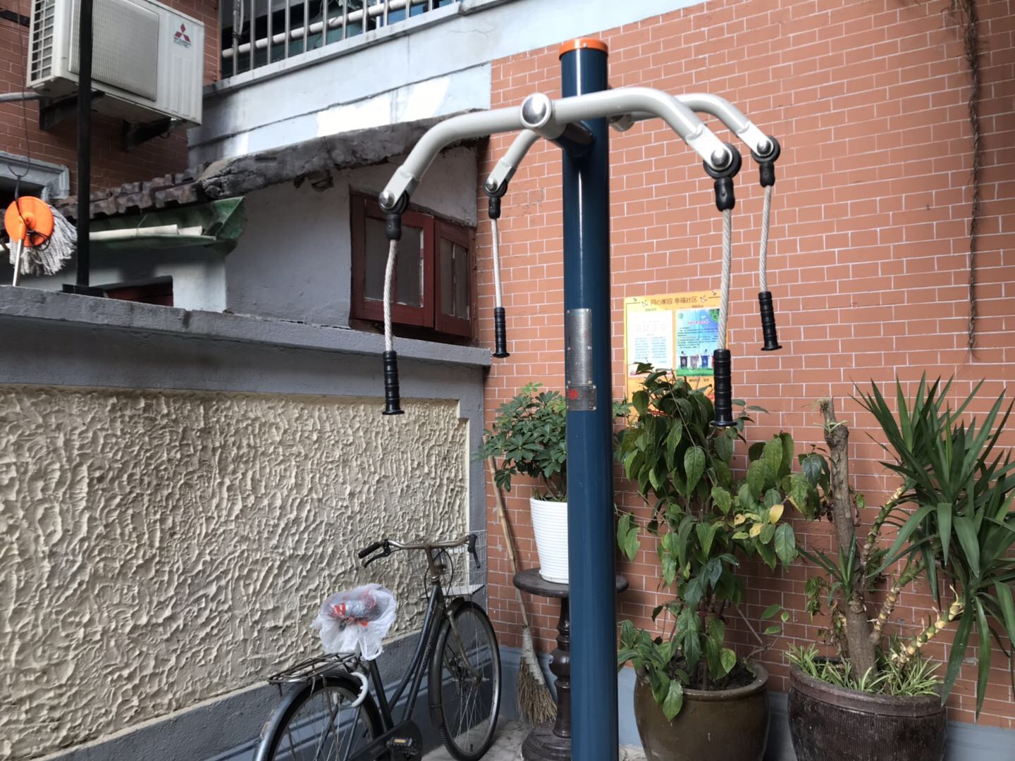 上肢牵引器