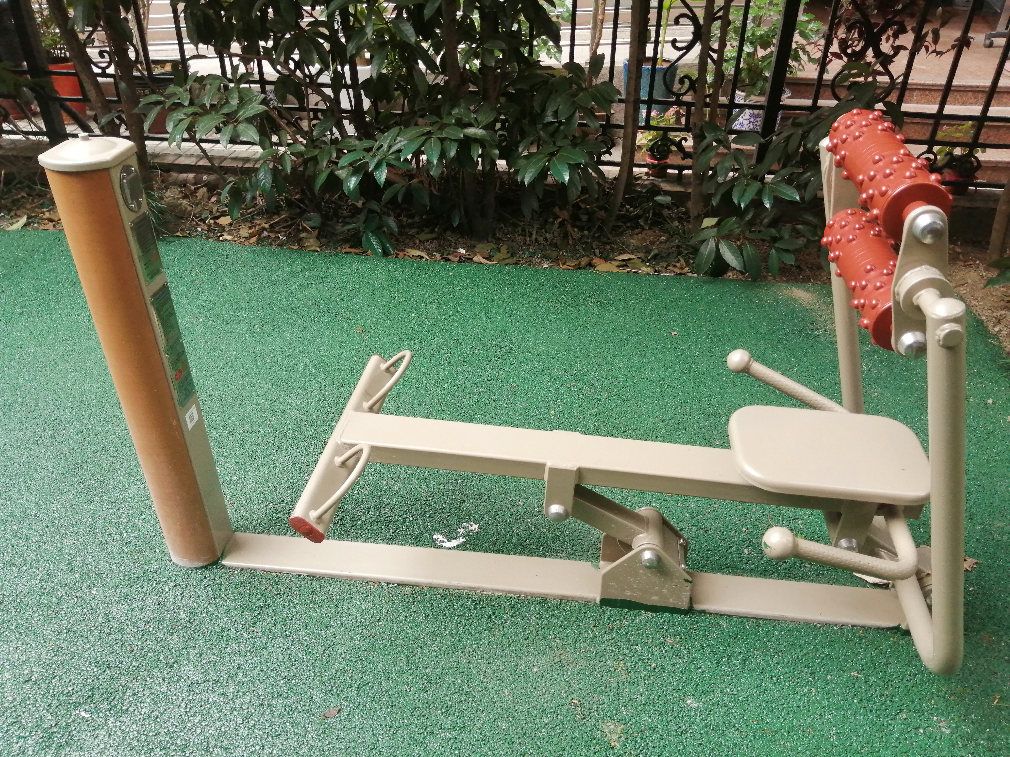 腹背屈伸训练器