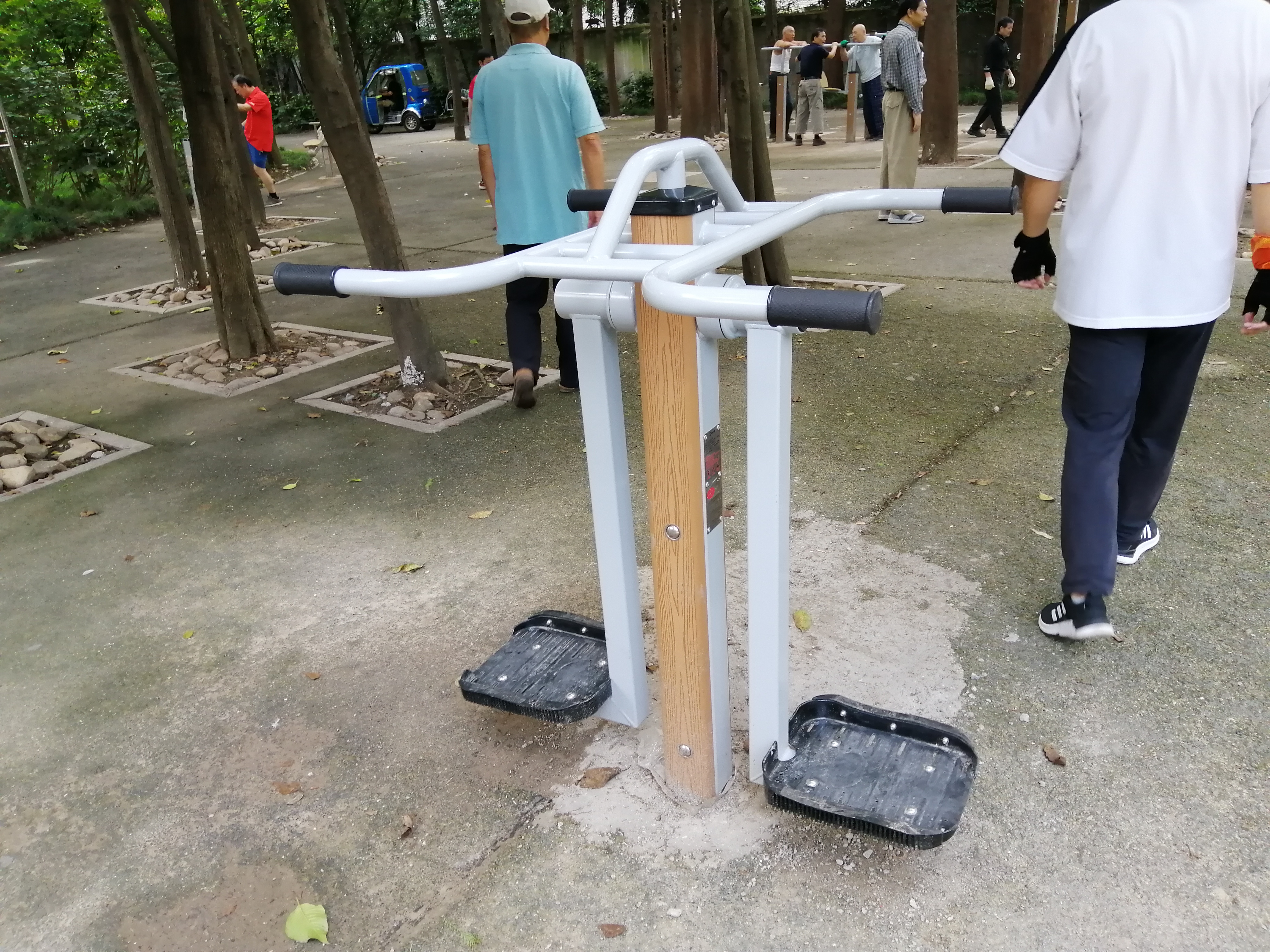 双位钟摆训练器