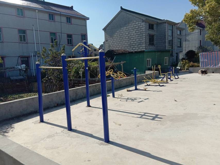 立新村947号西健身路径