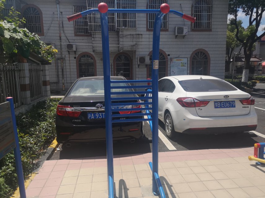 多功能训练器