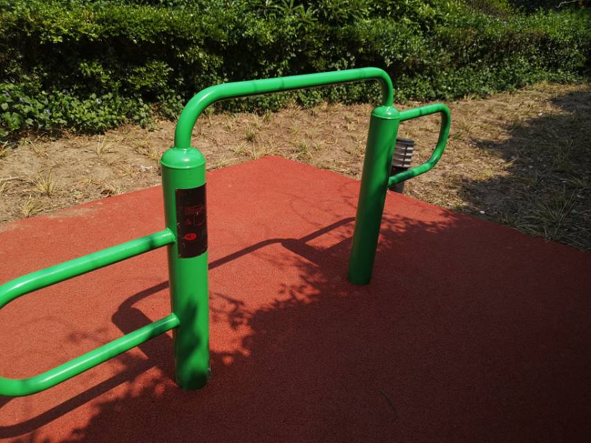 三位压腿器