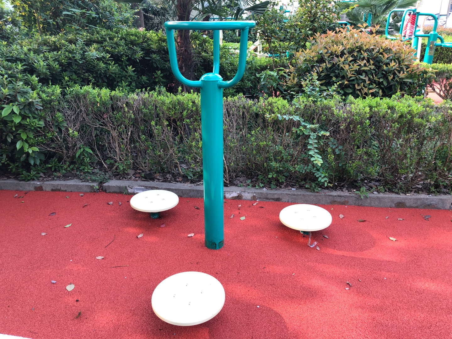 三人转腰器