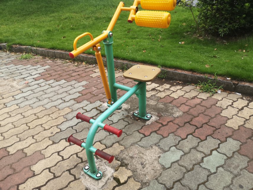 腹背锻炼器