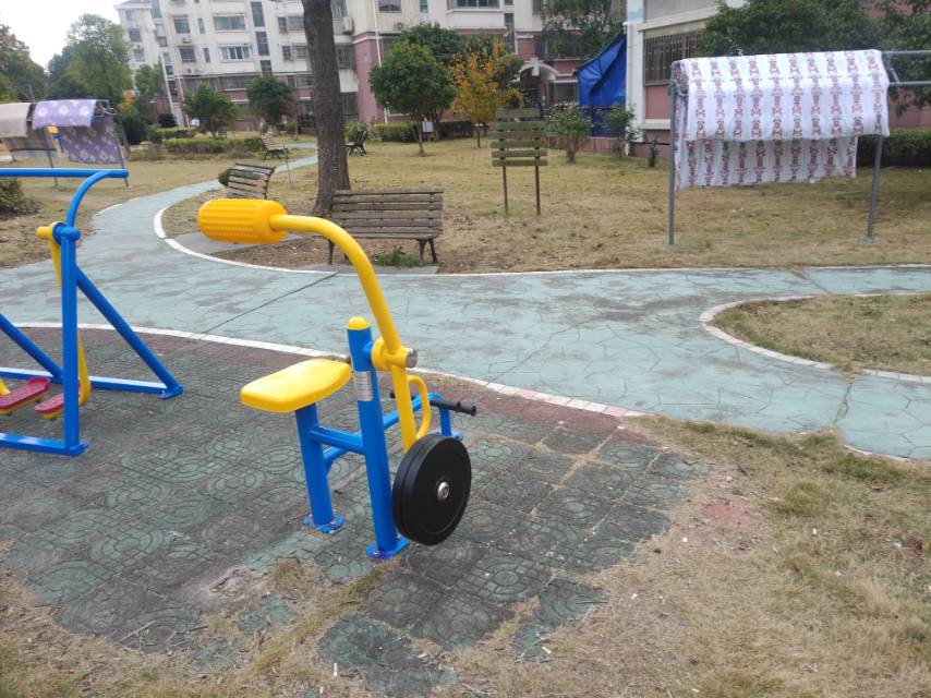 腹背锻炼器
