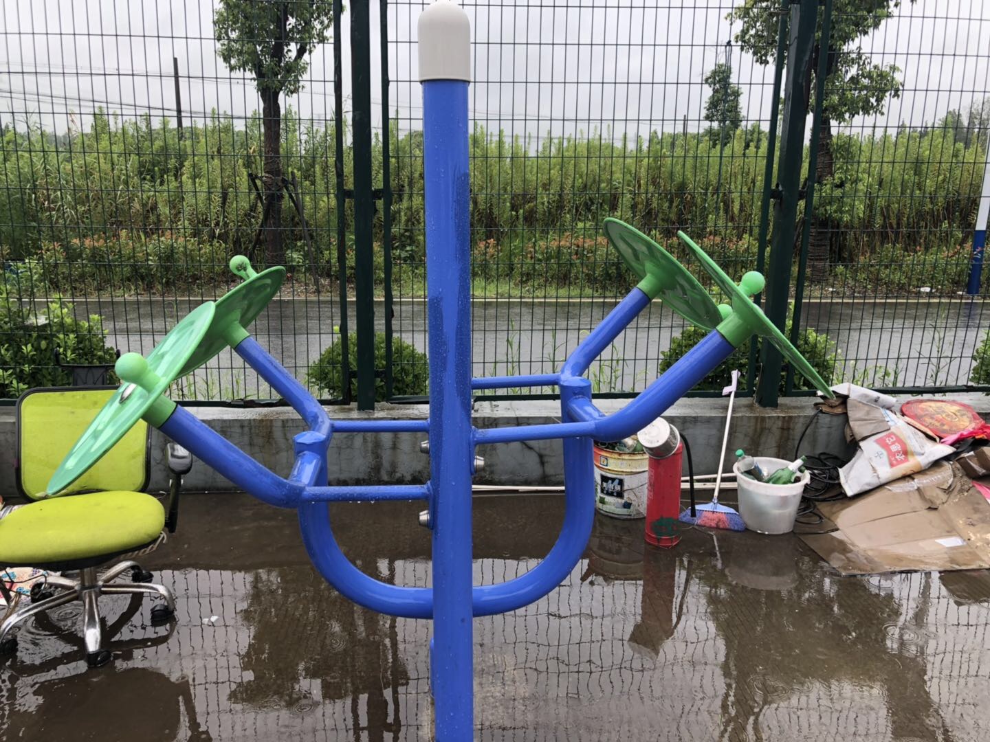 双立柱太极揉推器