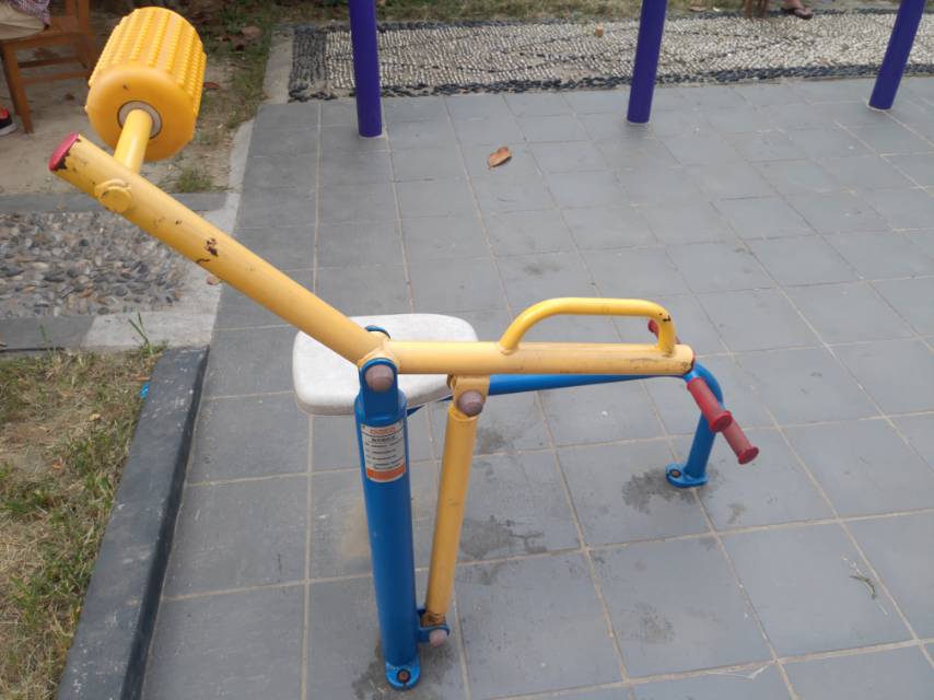 腹背锻炼器