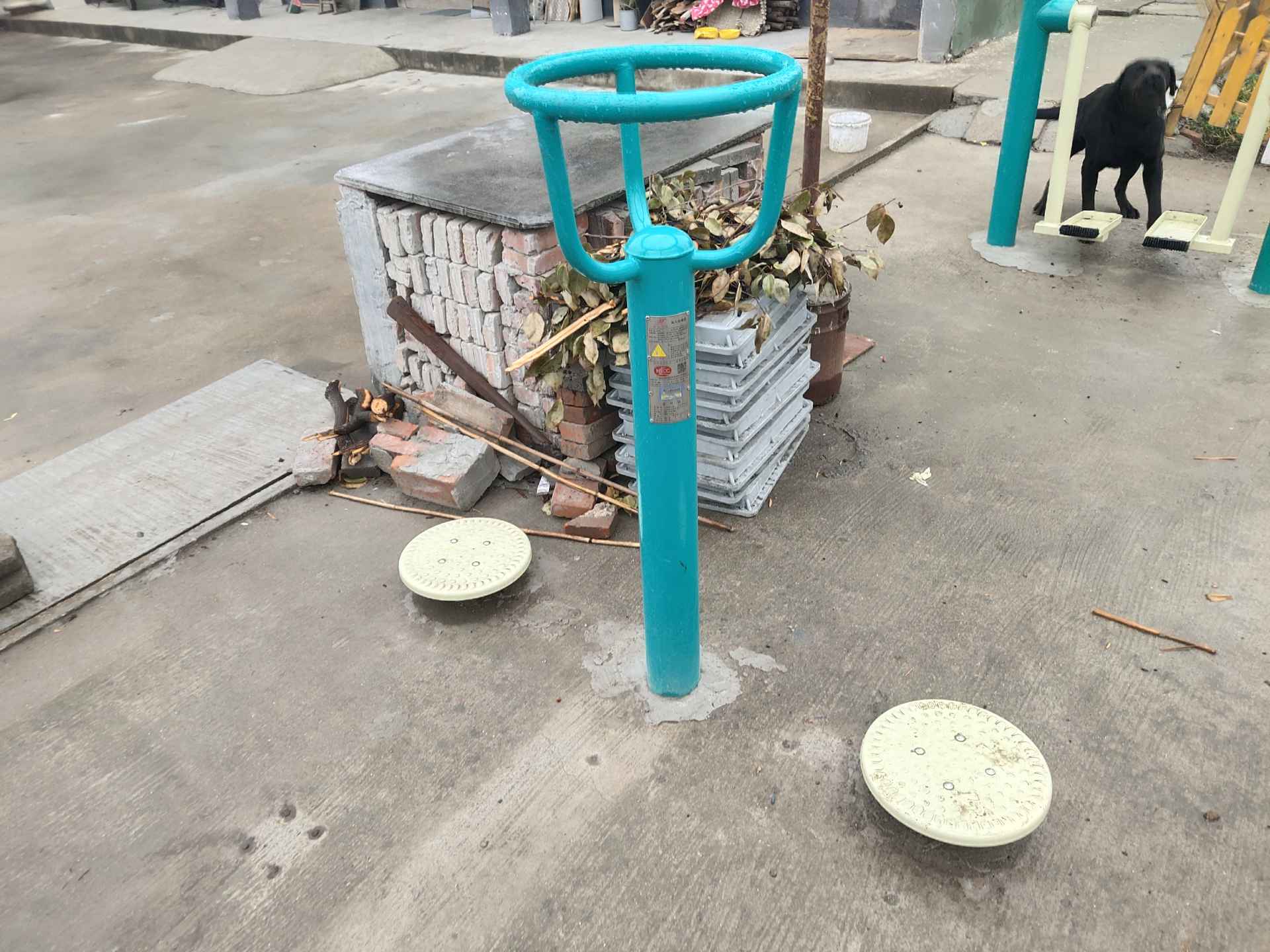 三人转腰器