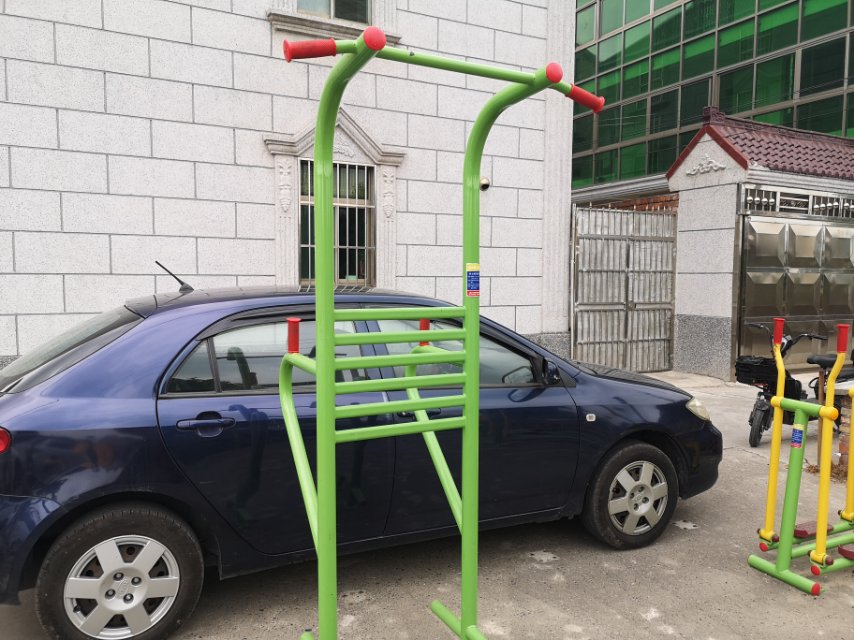多功能锻炼器
