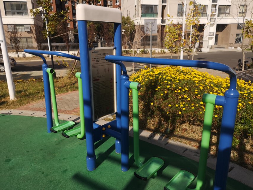 双立柱太空漫步器