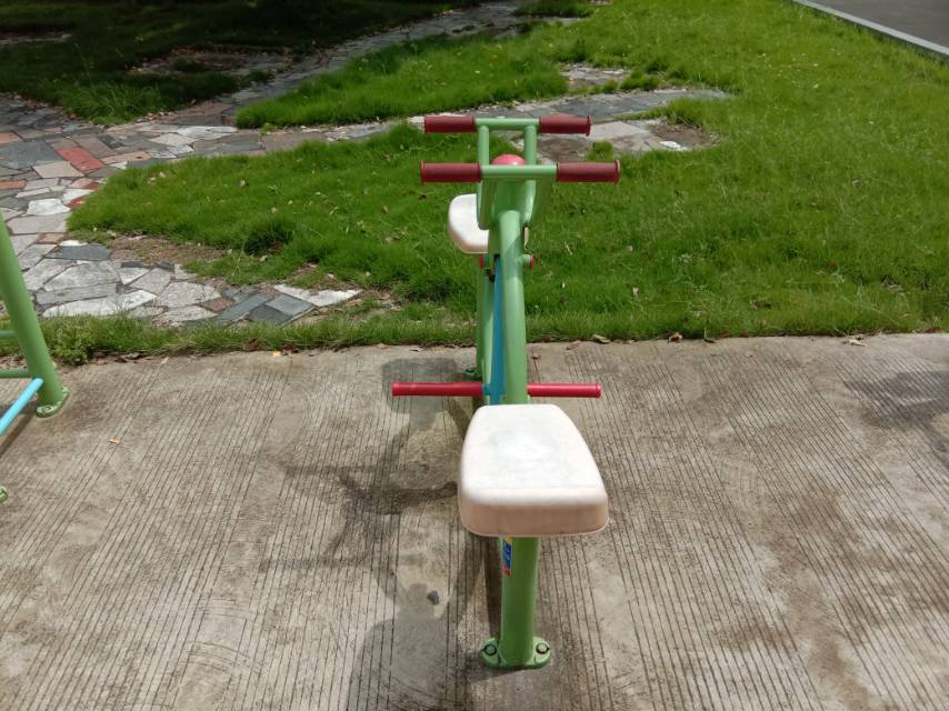 下肢康复器