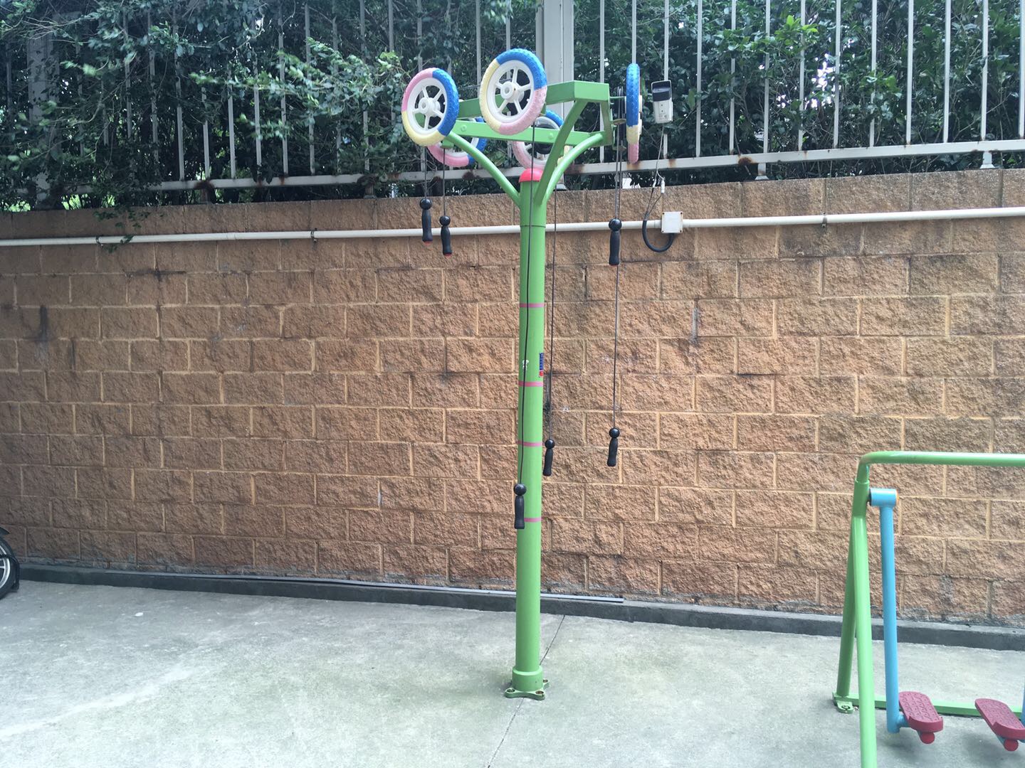 上肢牵引器