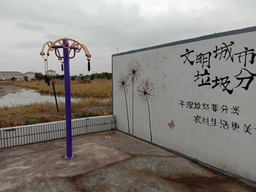牵引器