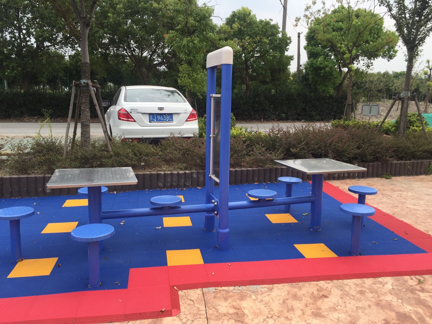 双立柱棋牌桌