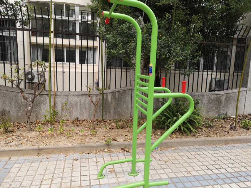 多功能锻炼器