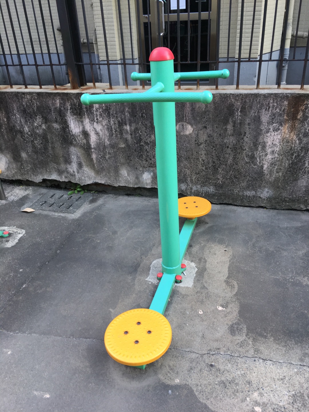双位扭腰器