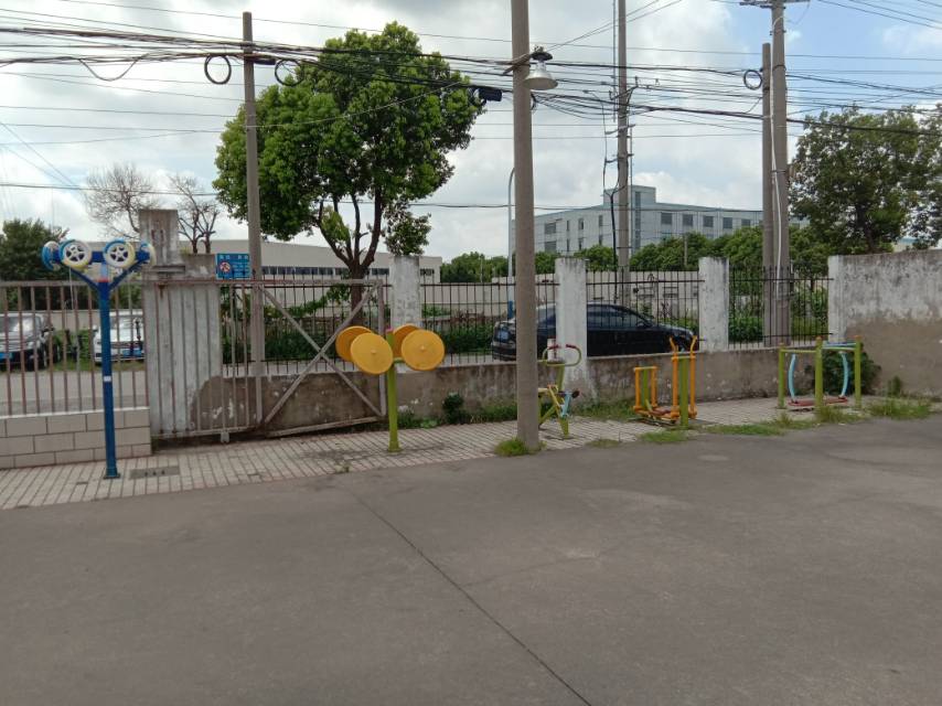 徐行村泾角村组家园健身点