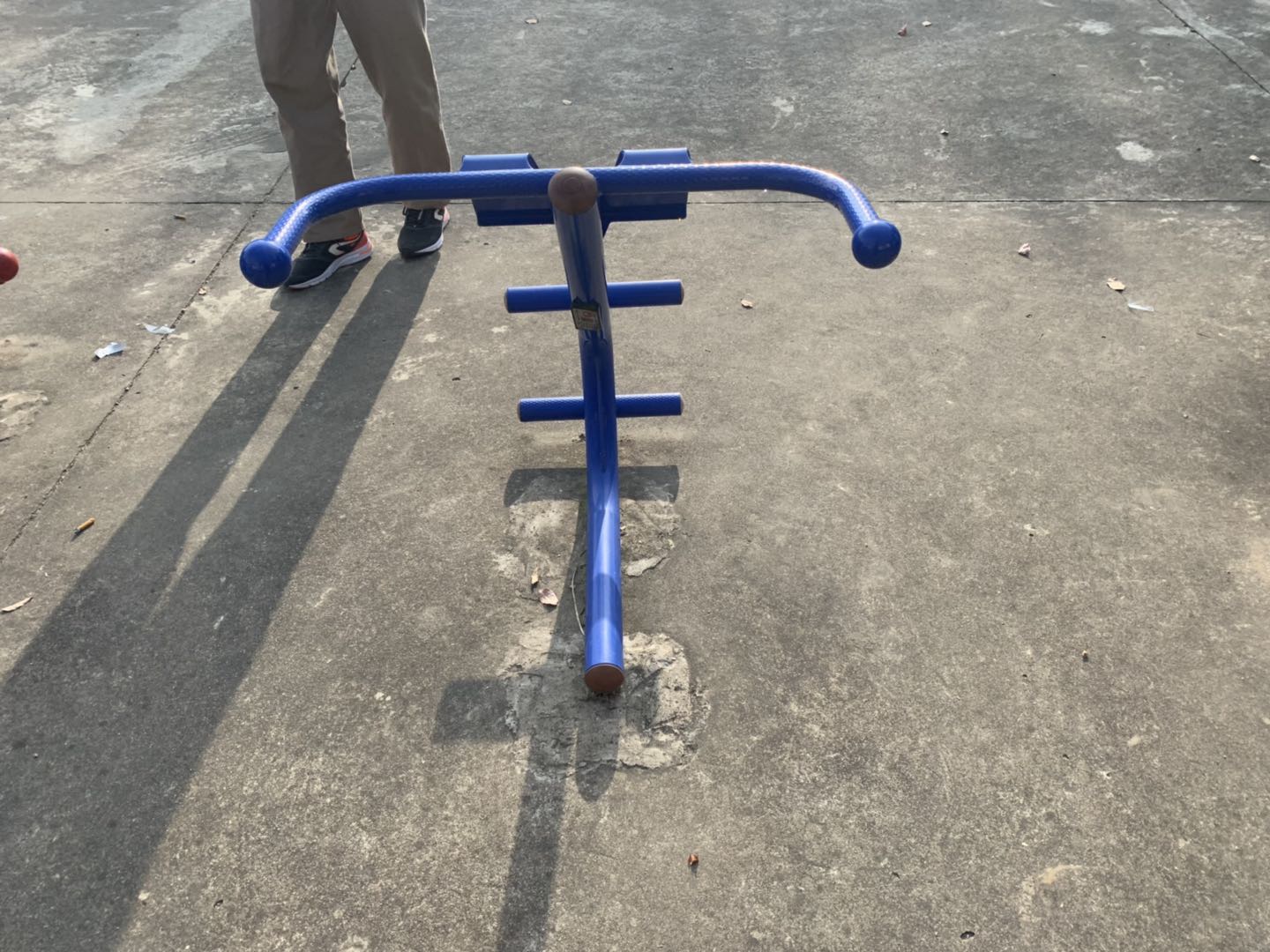 背肌训练器