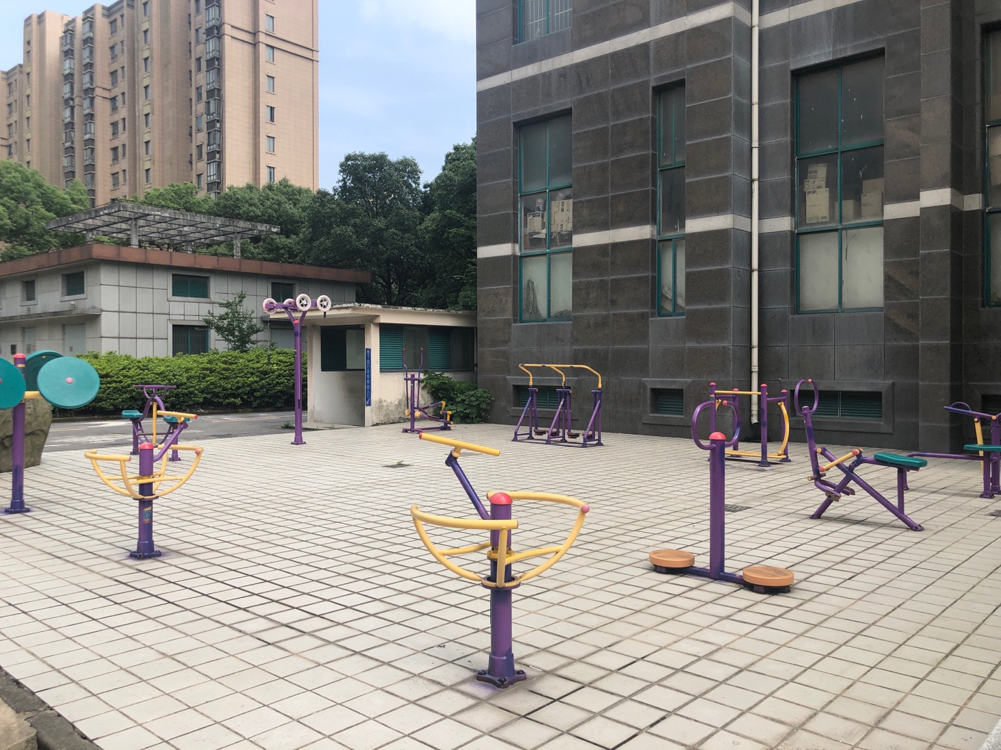 阳光二居健身点3