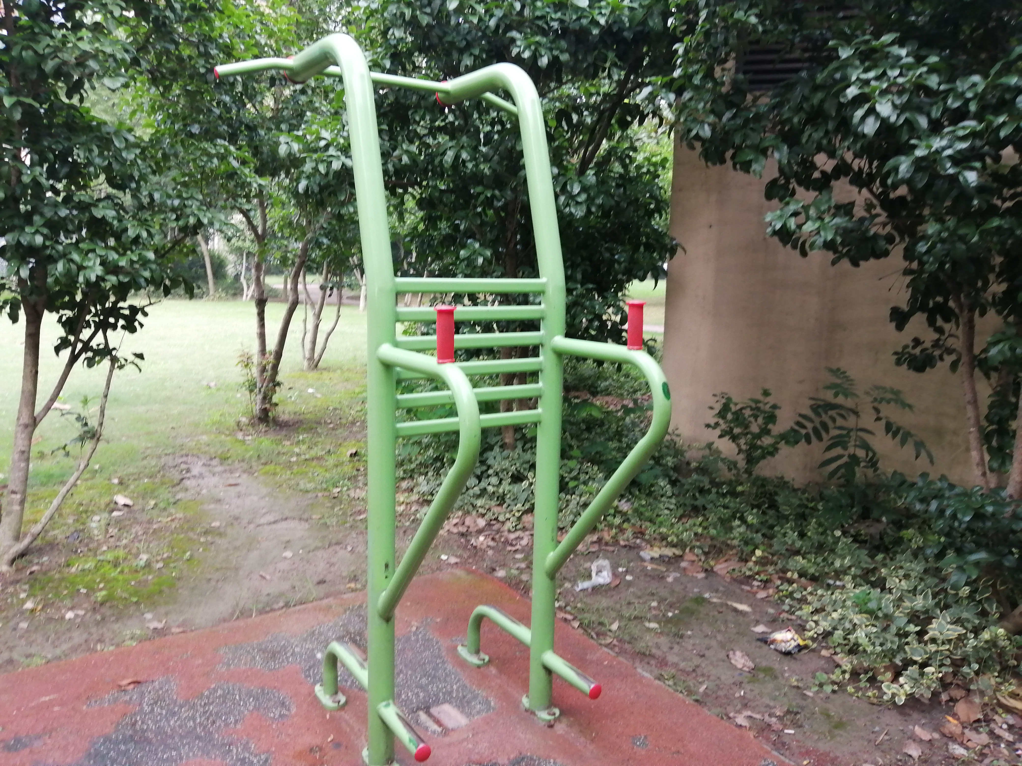 多功能锻炼器