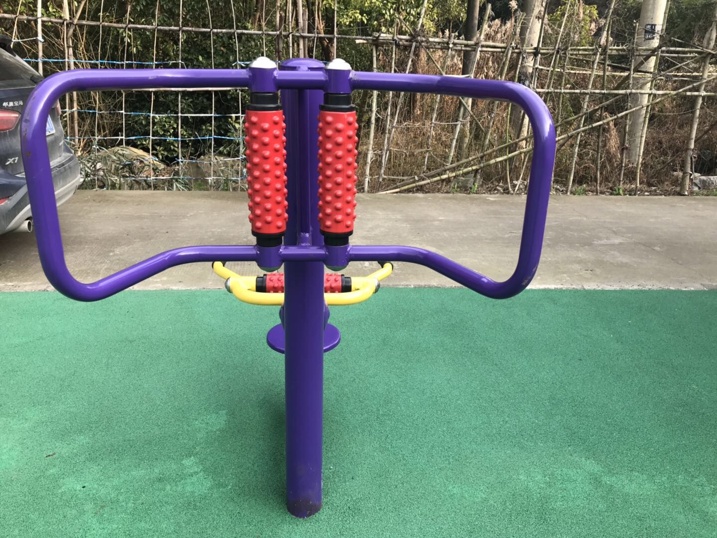 腰背按摩器