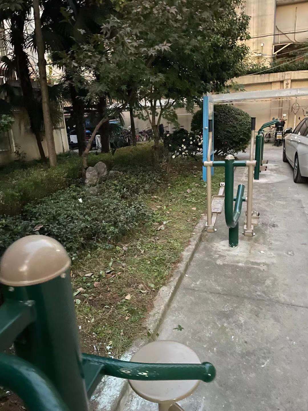 静安区静安寺街道三义坊居委健身点（新闸路1911弄）