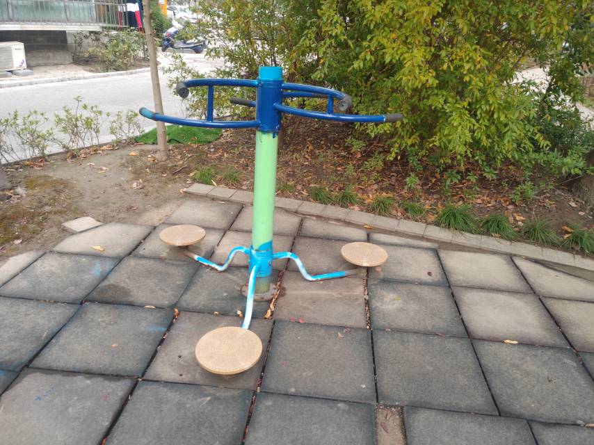 扭腰器