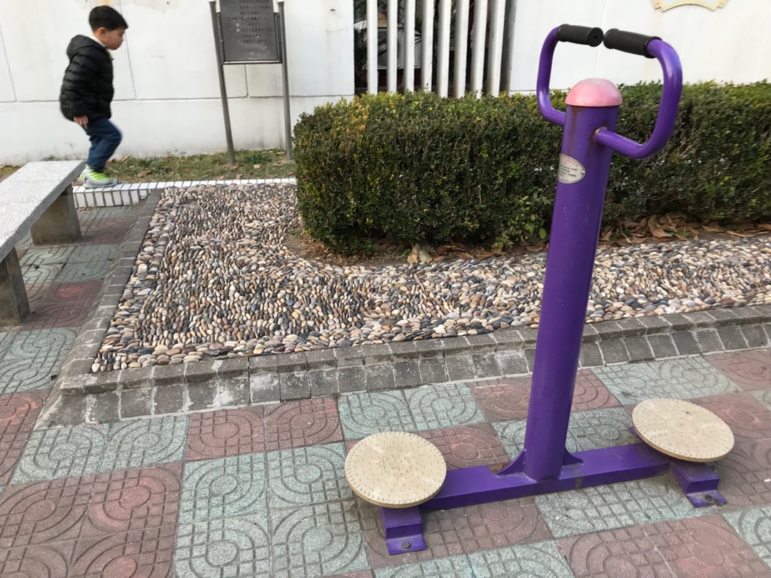 扭腰器