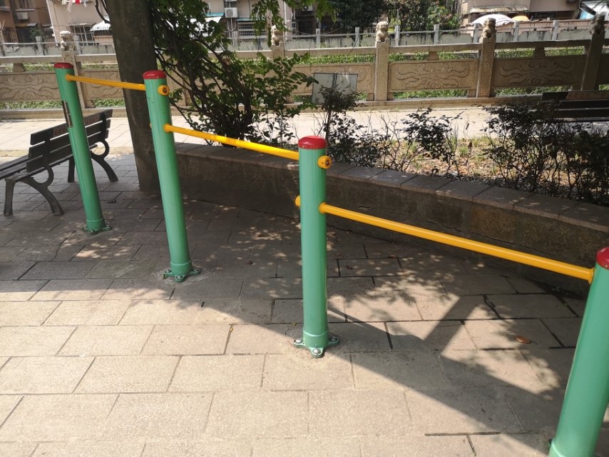 多联压腿架