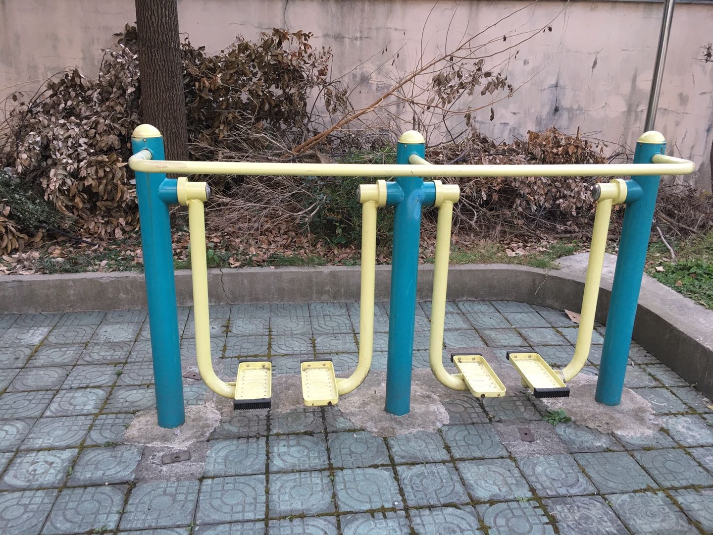 太空漫步机